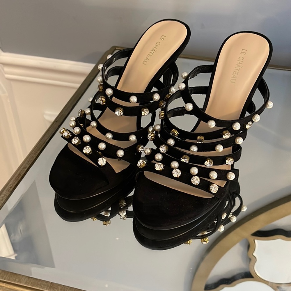 Black sandals